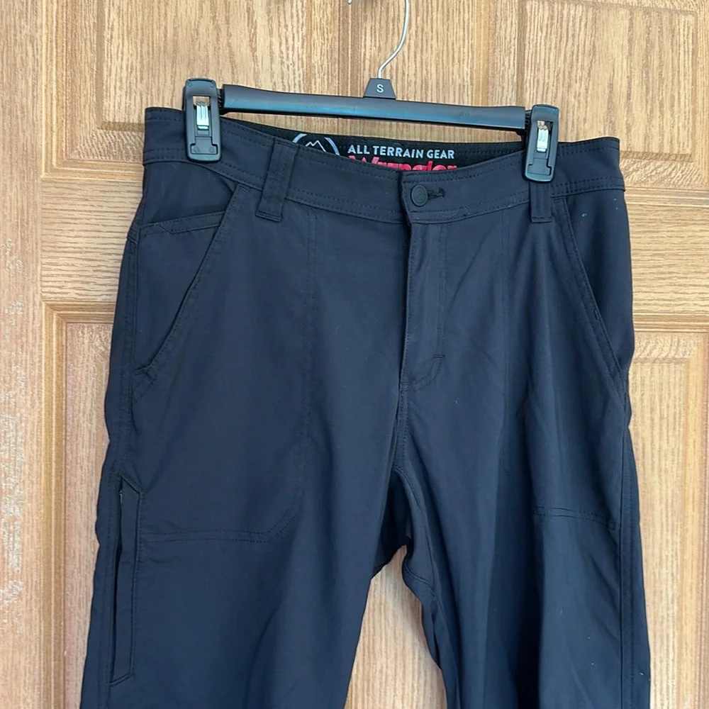 Men's Wrangler ATG Black Pants - Picture 4 of 5